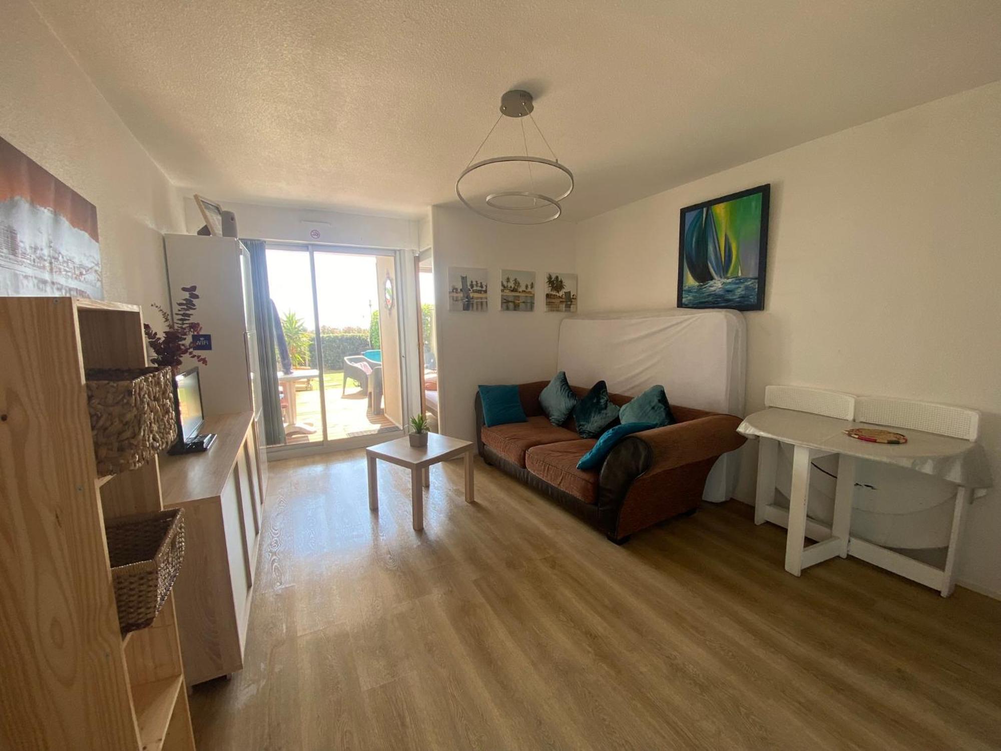 Les Pieds Dans L'Eau Apartment กาเนต์-อ็อง-รูสซียง ภายนอก รูปภาพ